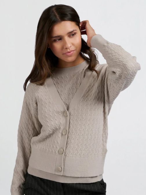 CABLE CARDIGAN